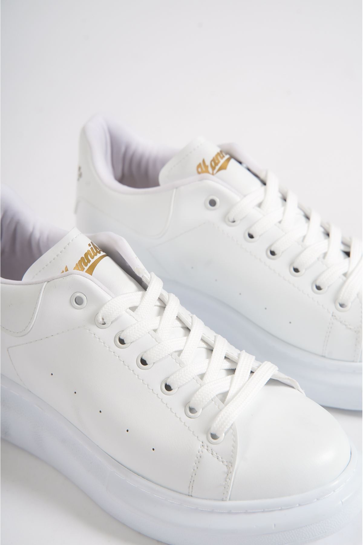 Castor Beyaz Sneaker 02