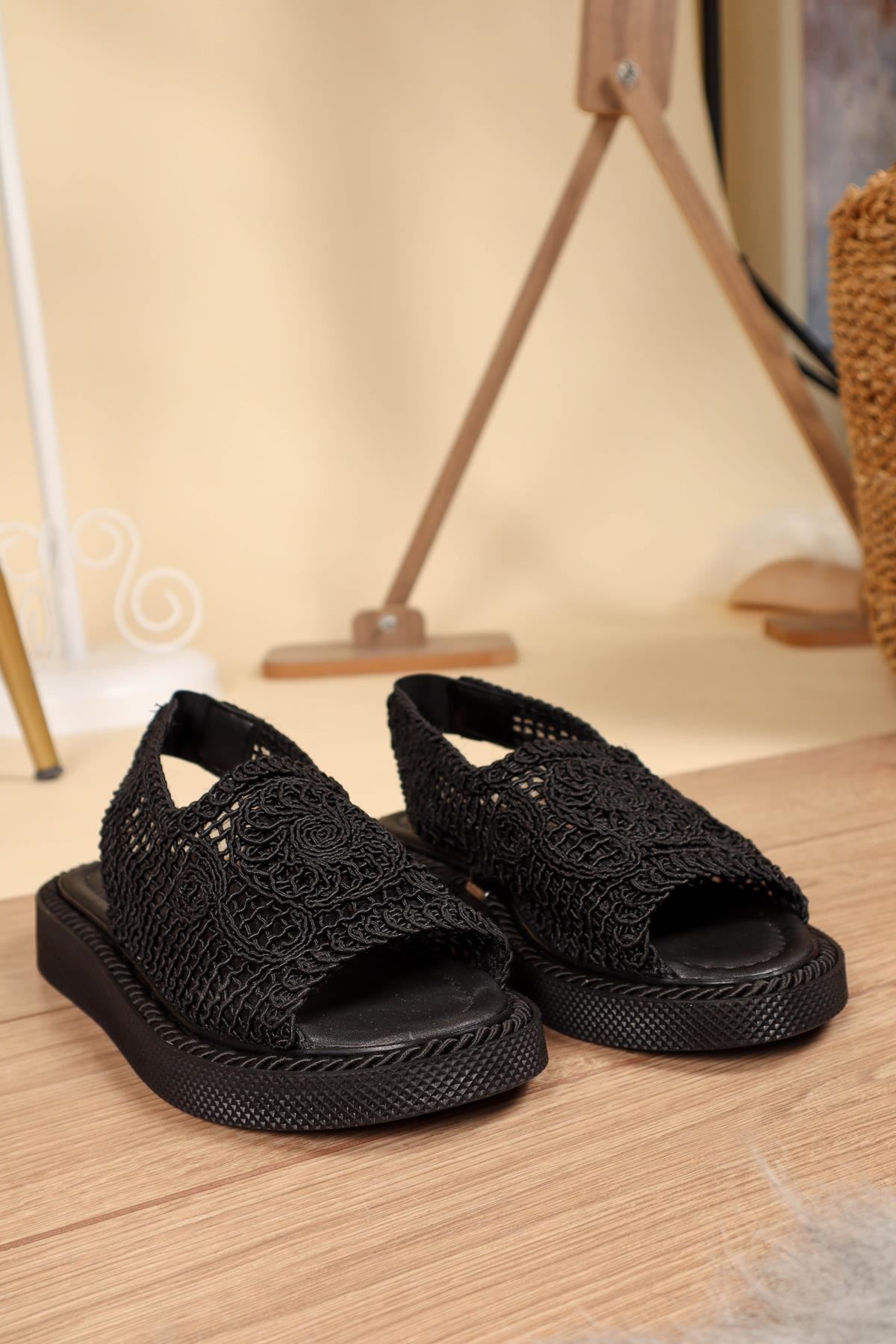 Lastikli Örgü Sandalet SİYAH