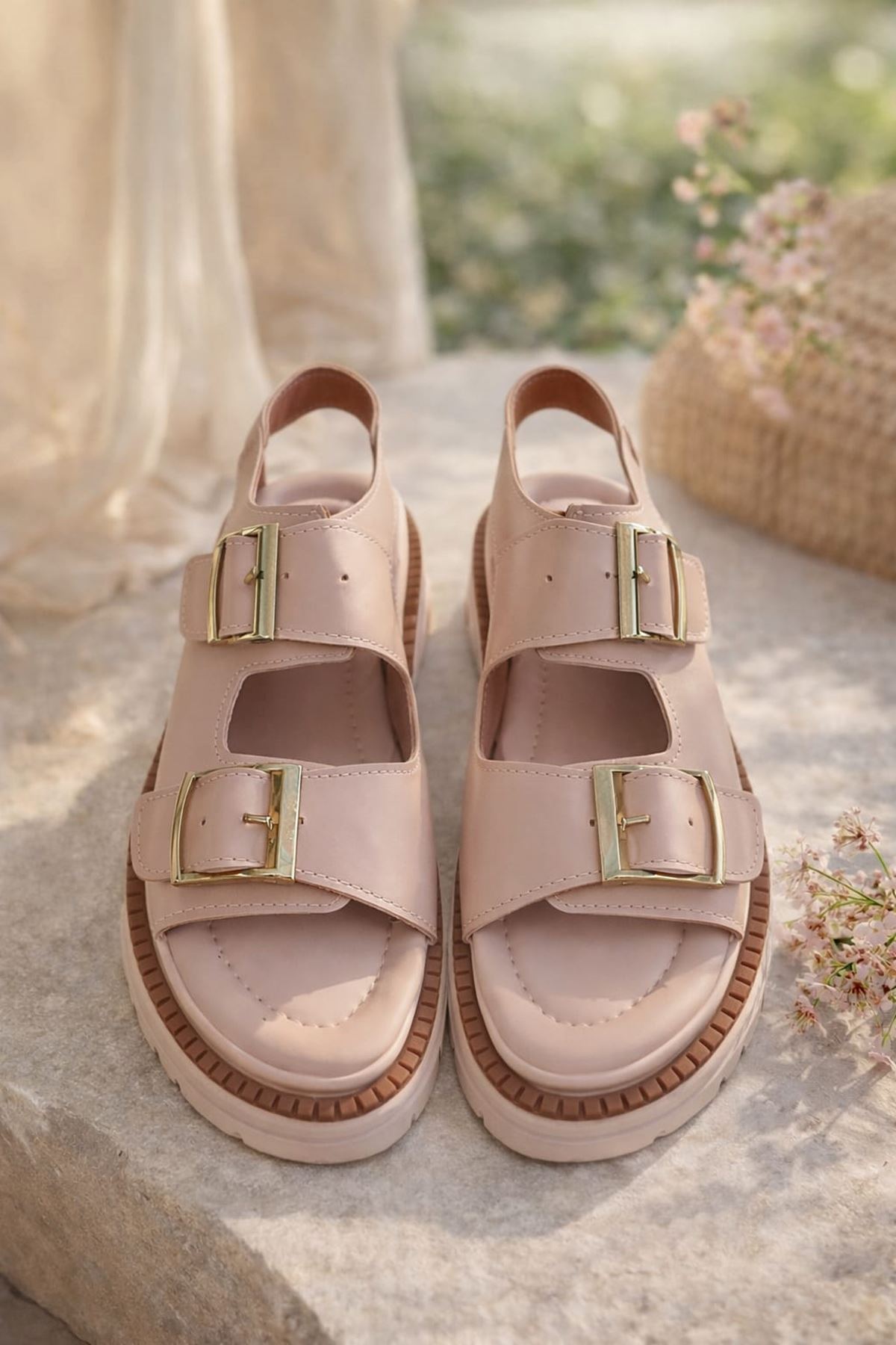 Gonca Çift Tokalı Kadın Sandalet Bej Cilt