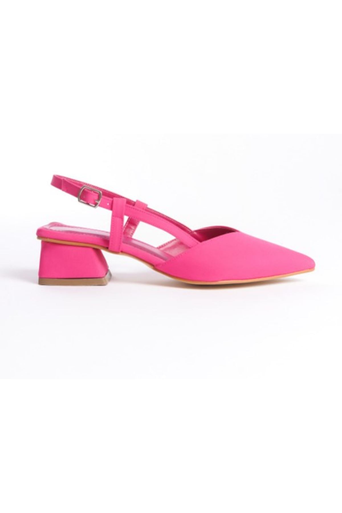 Belinay Fuşya Sivri Burun Kadın Topuklu Ayakkabı