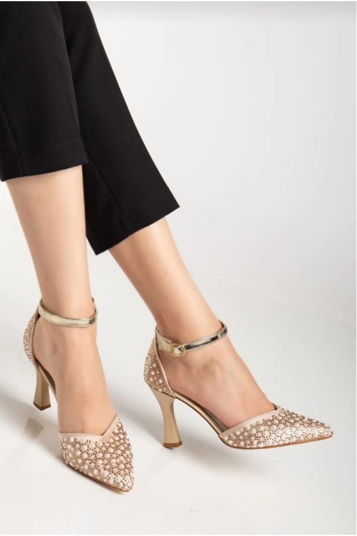 Helz  Taşlı Topuklu Kadin Ayakkabı