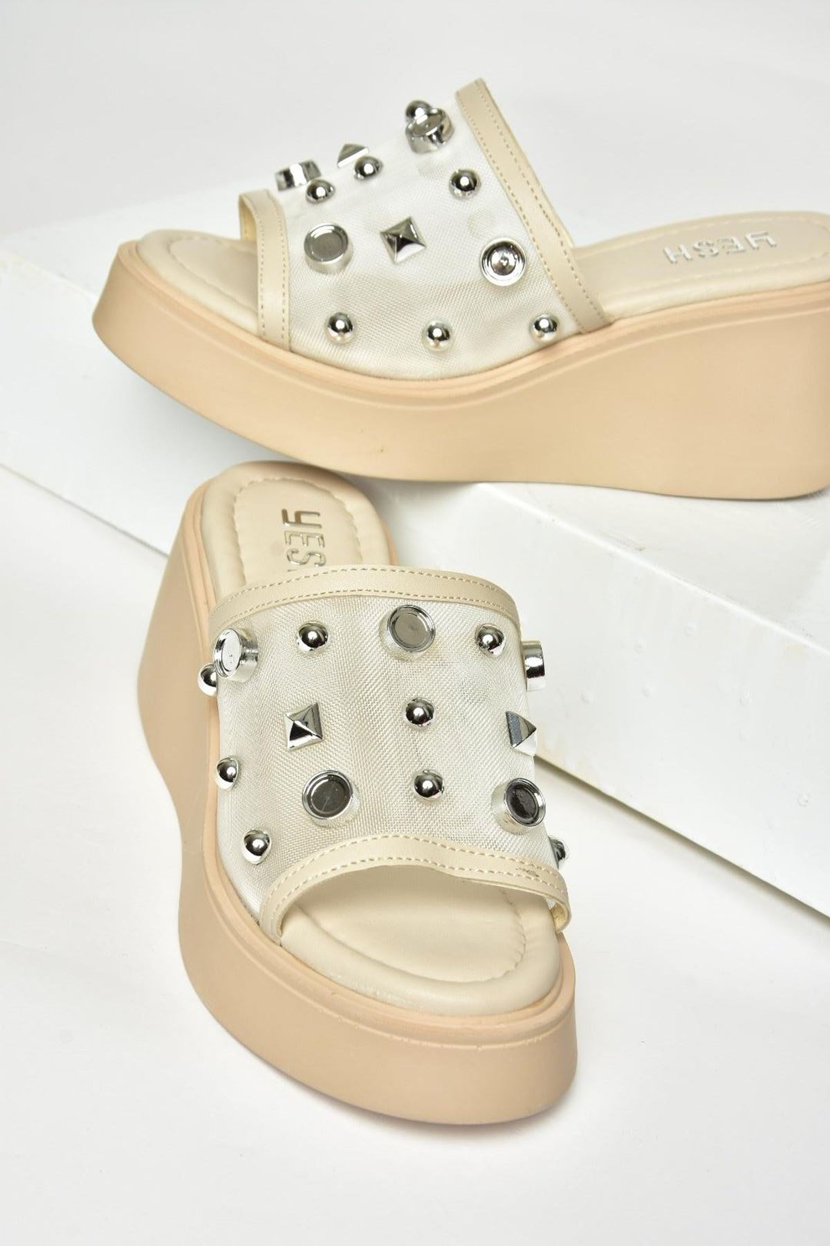  File Tokalı Kadın Terlik Bej Cilt