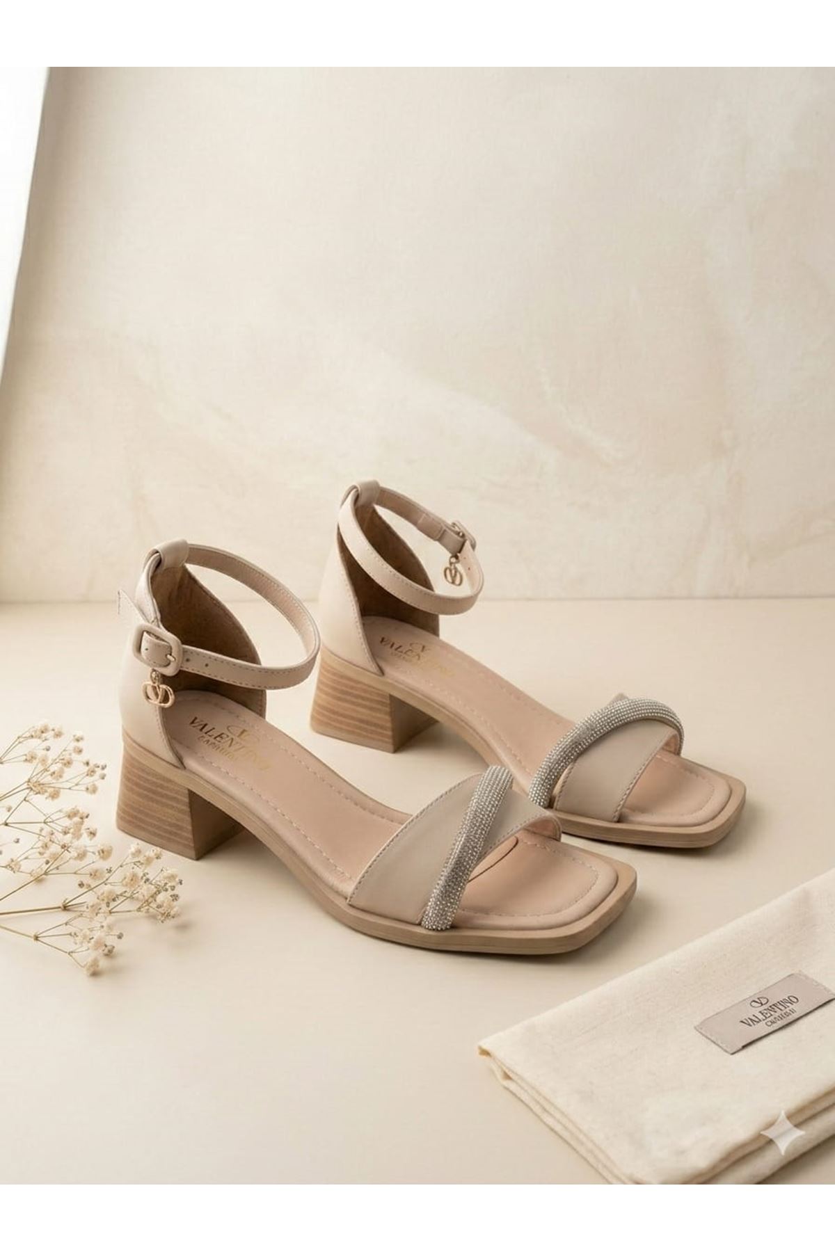  Ten Taşlı Kadın Topuklu Ayakkabı