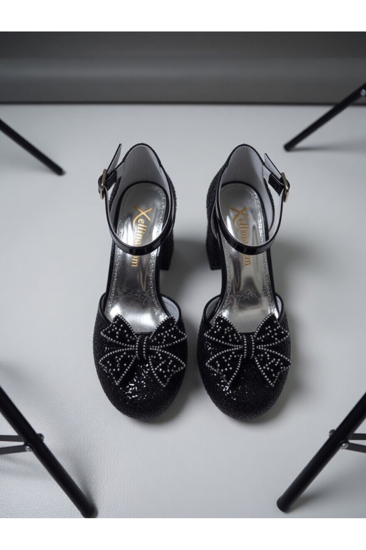 Siyah Cam Kırığı Kare Topuklu Abiye Ayakkabı