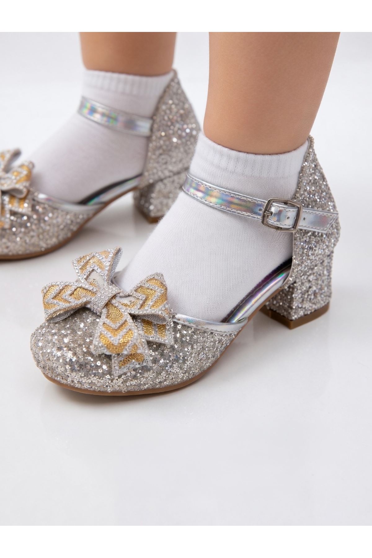 fiyonklu Cam Kırığı Kare Topuklu Abiye Ayakkabı