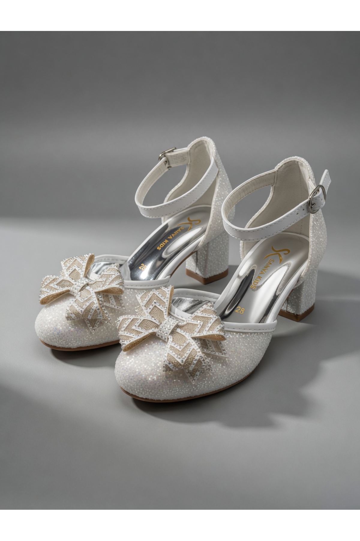  Gümüş Simli Fiyonklu Kız Çocuk Topuklu Ayakkabı