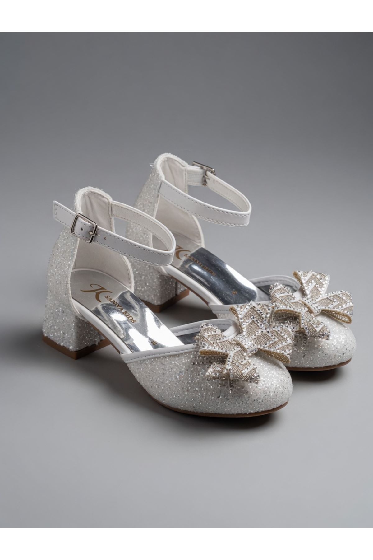  Gümüş Simli Fiyonklu Kız Çocuk Topuklu Ayakkabı
