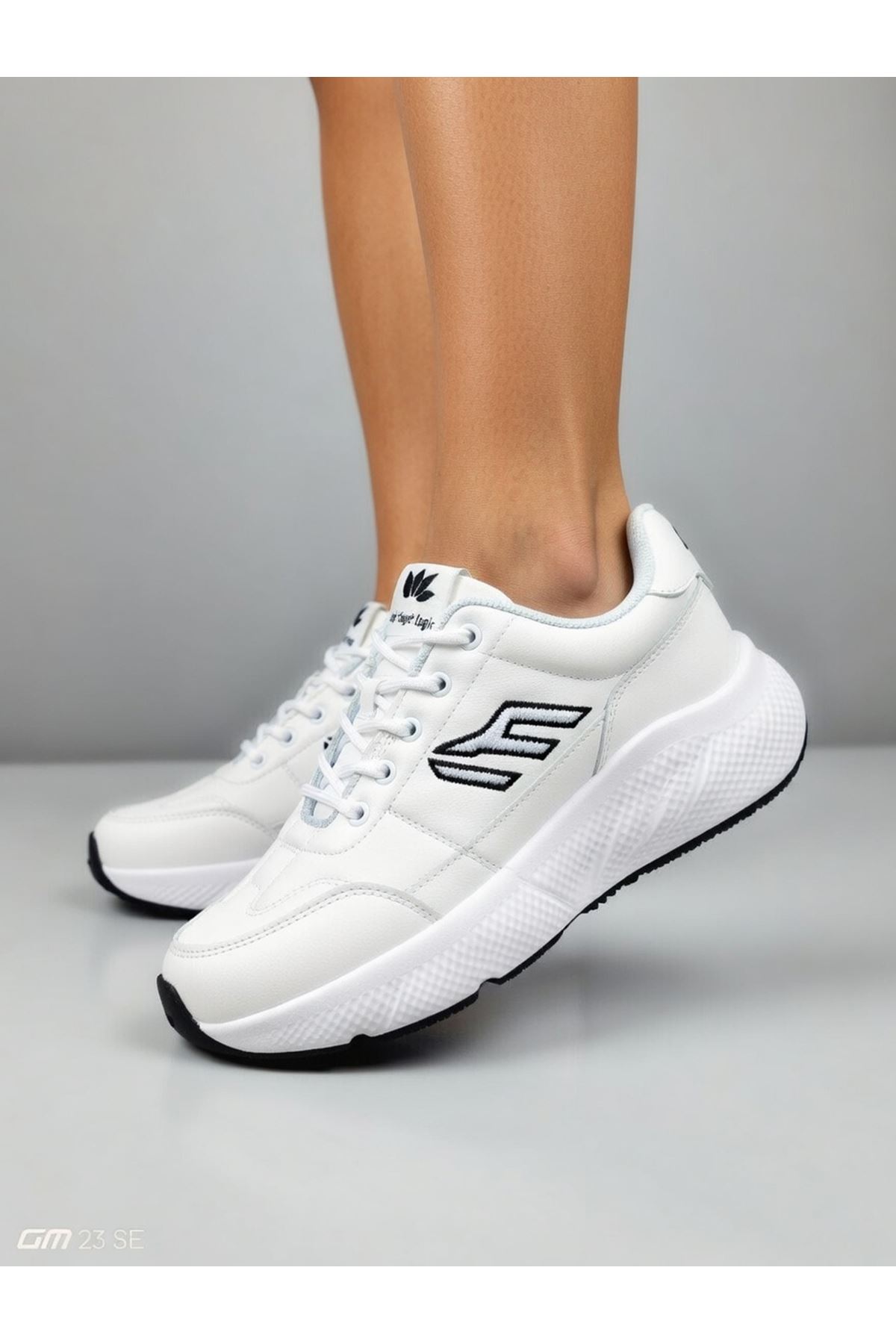 Kadın Yüksek Taban Günlük Spor Ayakkabı