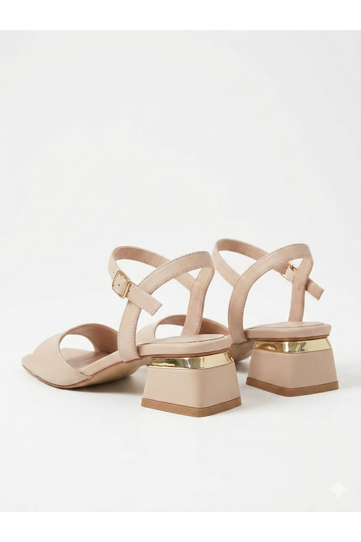 LUREX Nude Alçak Kalın Topuklu Sandalet