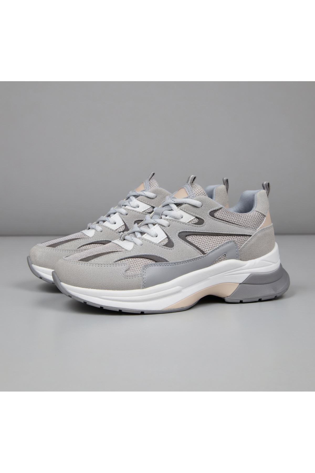 AXİON  Kadın Sneaker Kalın Taban Bağcıklı File Detaylı Spor Ayakkabı 