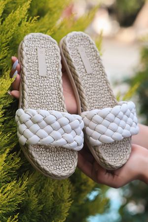 Crocus Bej Terlik    C-4