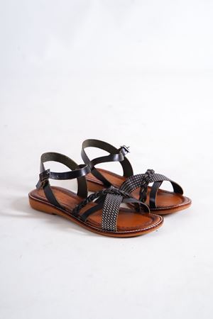 TULİPE  HAKİKİ DERİ SİYAH GÜNLÜK KADIN SANDALET   C-1