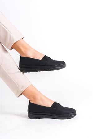 Linea Yumuşak Taban Rahat Günlük Kadın Siyah Ayakkabı  A-3