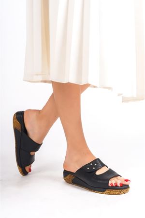 Eclipse Kadın Hakiki Deri Siyah Ortopedik Taban Terlik