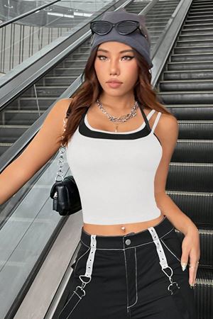 Kadın Siyah Beyaz Çift Renk Çapraz Askılı Crop Top Bluz