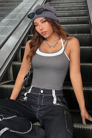 Kadın Antrasit Gri Beyaz Çift Renk Çapraz Askılı Crop Top Bluz