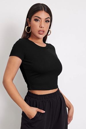 Kadın Siyah Yuvarlak Yaka Yarım Kol Crop Top Bluz