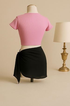 Kadın Pembe Yarım Kol Crop ve Siyah Pareo 2'li Set