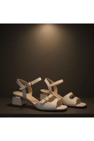 Dixia Beyaz Cilt Topuklu Sandalet