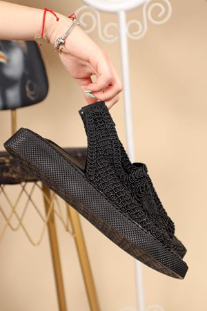 Lastikli Örgü Sandalet SİYAH