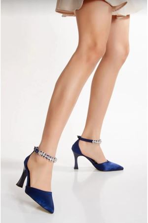 KARİNA bilekten taşlı saten malzeme topuklu kadin ayakkabı