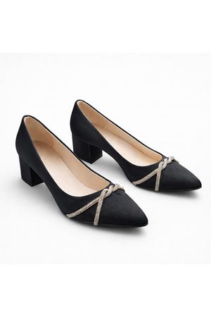 Havage Siyah Taş Detay Topuklu Ayakkabı