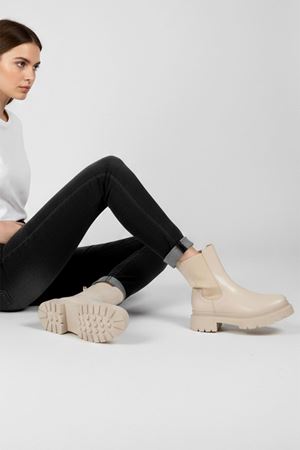 Lina  Kadın Bej Lastikli Cilt Bilekli Orta Boy  Bot  