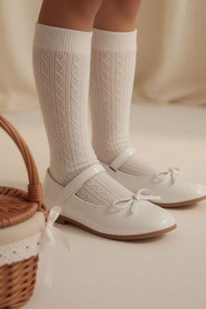  Ariel Fiyonklu Cırtlı Kız Çocuk Babet Ayakkabı Beyaz